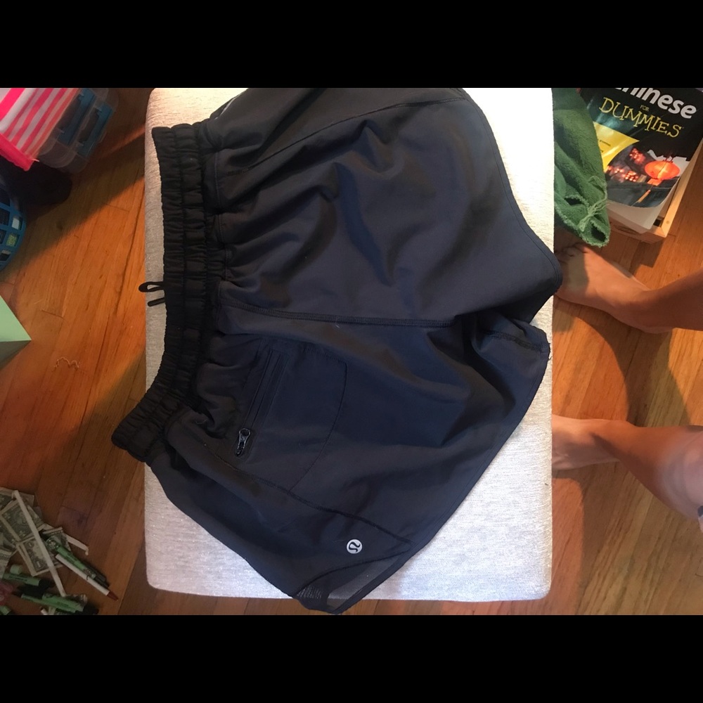 SOLD ON M : Hotty Hot Short Long size 6